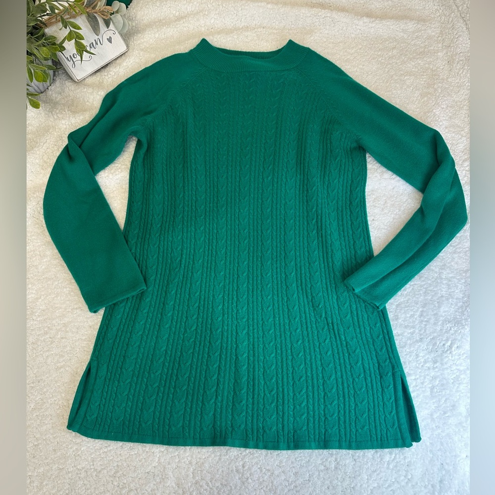 Designers Originals green sweater size small.